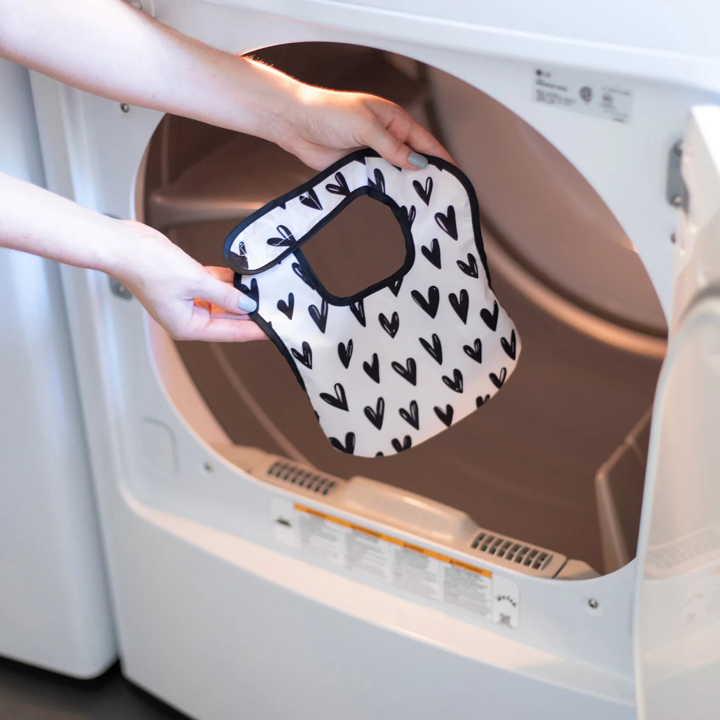 Bavette BUMKIN- coeur, xoxo (3-9 mois)