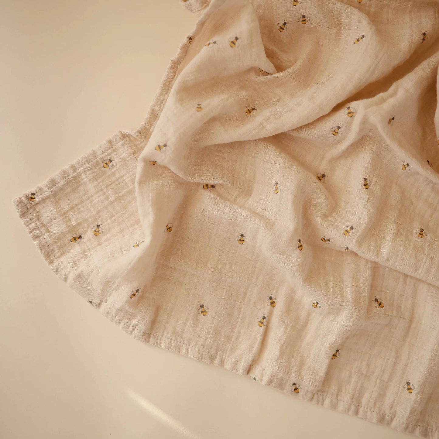 Doudou en mousseline - coton biologique - Abeille