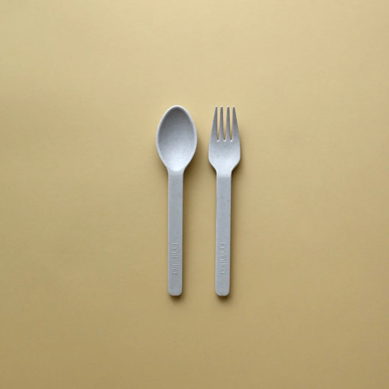 Ensemble d’ustensiles fourchette et cuillère en paille de blé