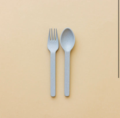 Ensemble d’ustensiles fourchette et cuillère en paille de blé