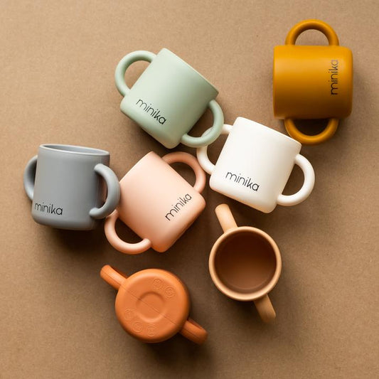 tasse d'apprentissage MINIKA de différente couleurs